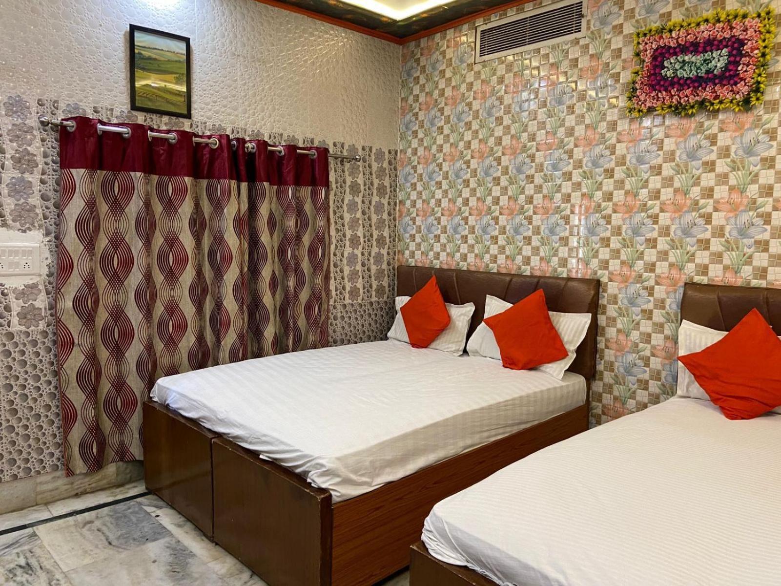 Hotel Rashmi Agra  Exterior photo
